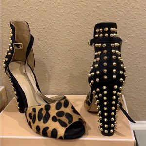 chaussure leopard zara